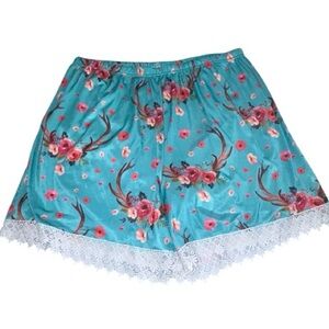 Ladies Plus Size Stretch Faux Satin Floral Antler Print Shorts Lace Trim 2XL EUC
